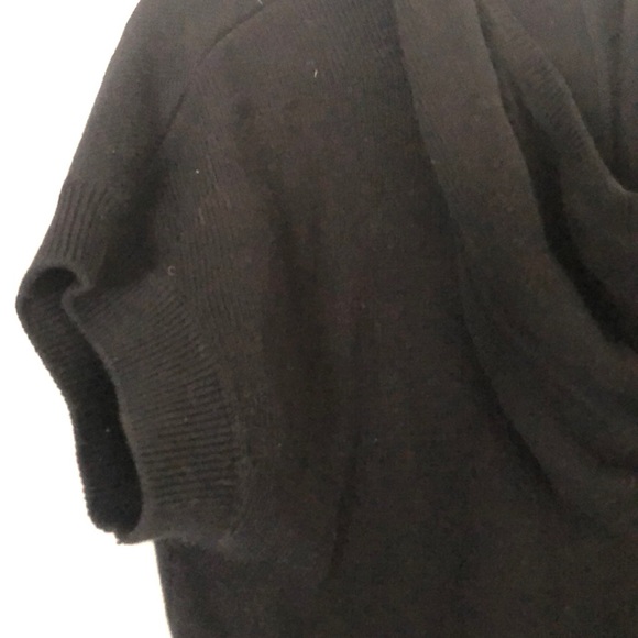 VINCE Cashmere short sleeve hooded sweater - Picture 6 of 7